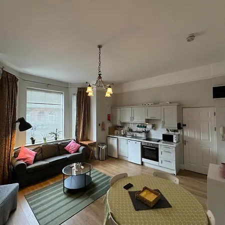 Superb Location 3 Min To Rds, Aviva, D4 2 Bed Appartement