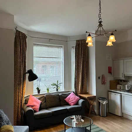 Apartment Superb Location 3 Min To Rds, Aviva, D4 2 Bed Dublin