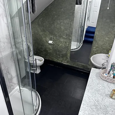 Superb Location 3 Min To Rds, Aviva, D4 2 Bed Δουβλίνο
